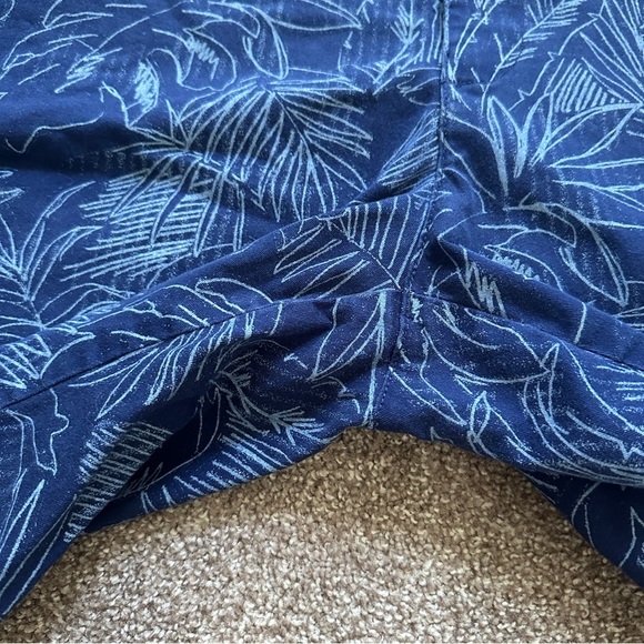 True Nation by DXL Navy Blue Tropical Palms Drawstring Shorts Men’s Size 54 - Picture 9 of 16